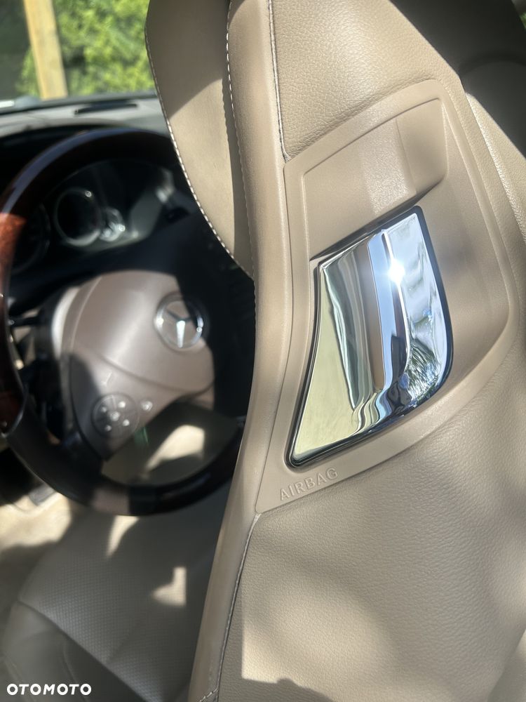 Mercedes-Benz Klasa E 350 CGI BlueEFFICIENCY 7G-TRONIC Elegance - 2