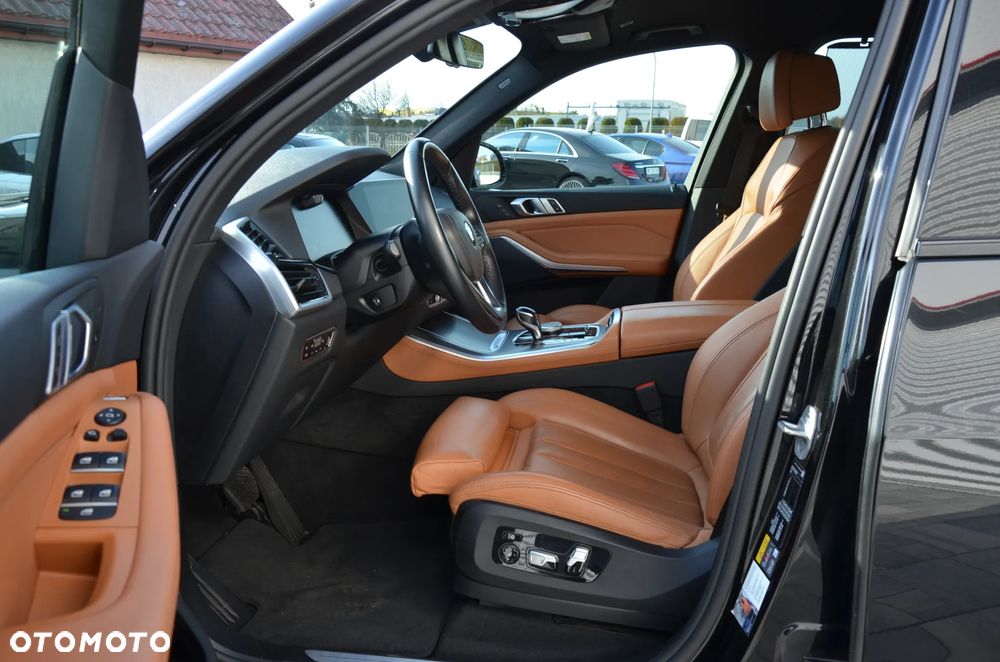 BMW X5 xDrive45e - 13