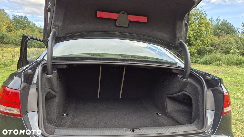 Audi A4 Limousine 2.0 TDI DPF Attraction - 19