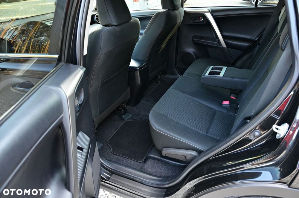 Toyota RAV4 2.0 Premium 4x4 - 32