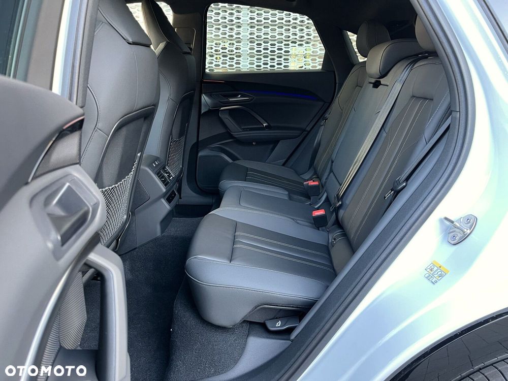 Audi Q5 Sportback - 24