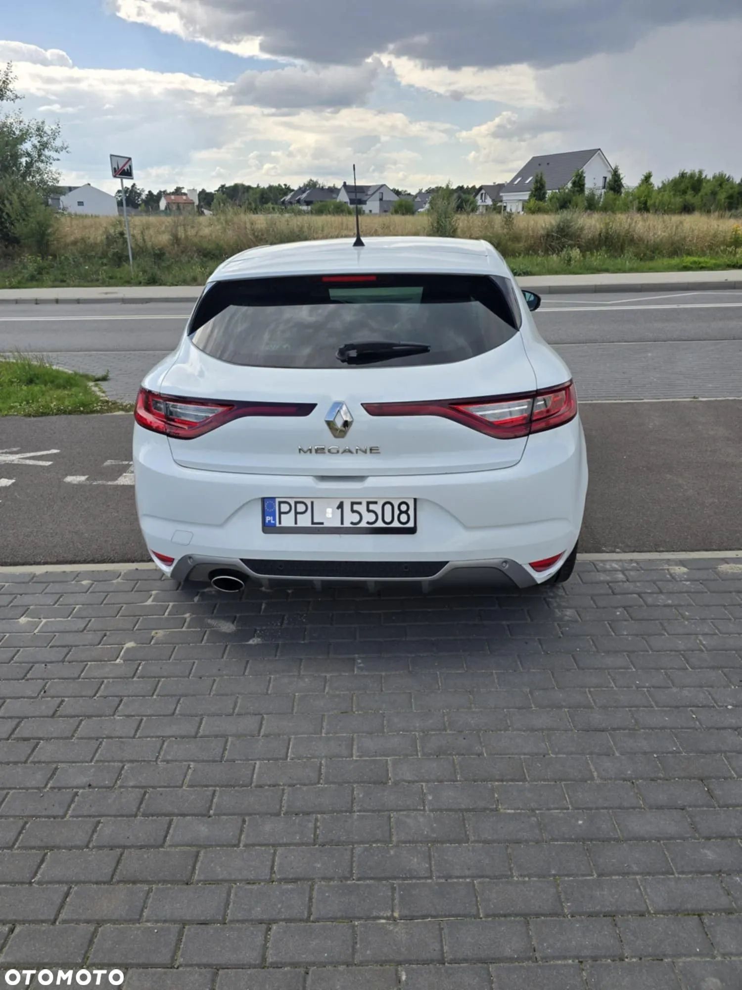 Renault Megane ENERGY TCe 130 GT LINE - 3