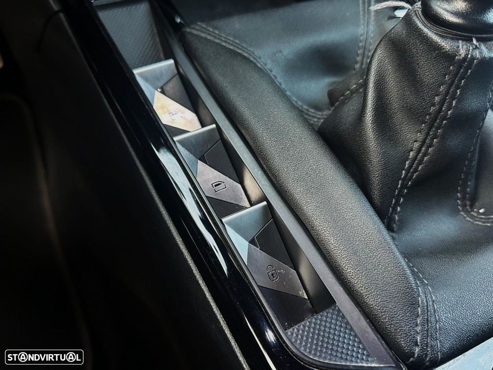 DS DS3 Crossback 1.5 BlueHDi Performance Line - 33