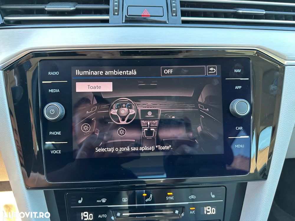 Volkswagen Passat 2.0 TSI OPF DSG 4Motion Elegance - 25