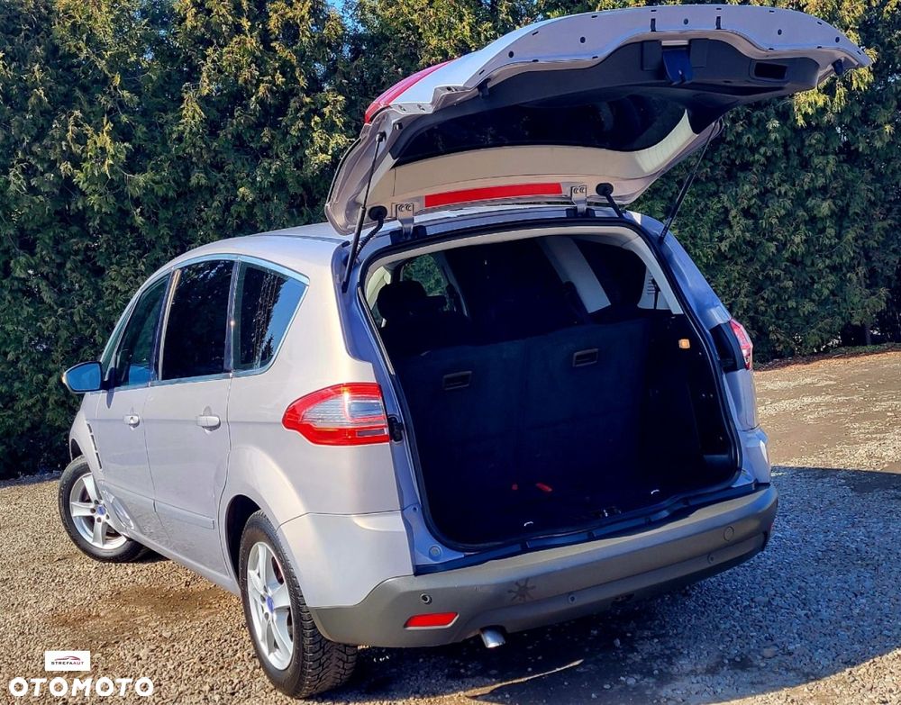Ford S-Max - 18