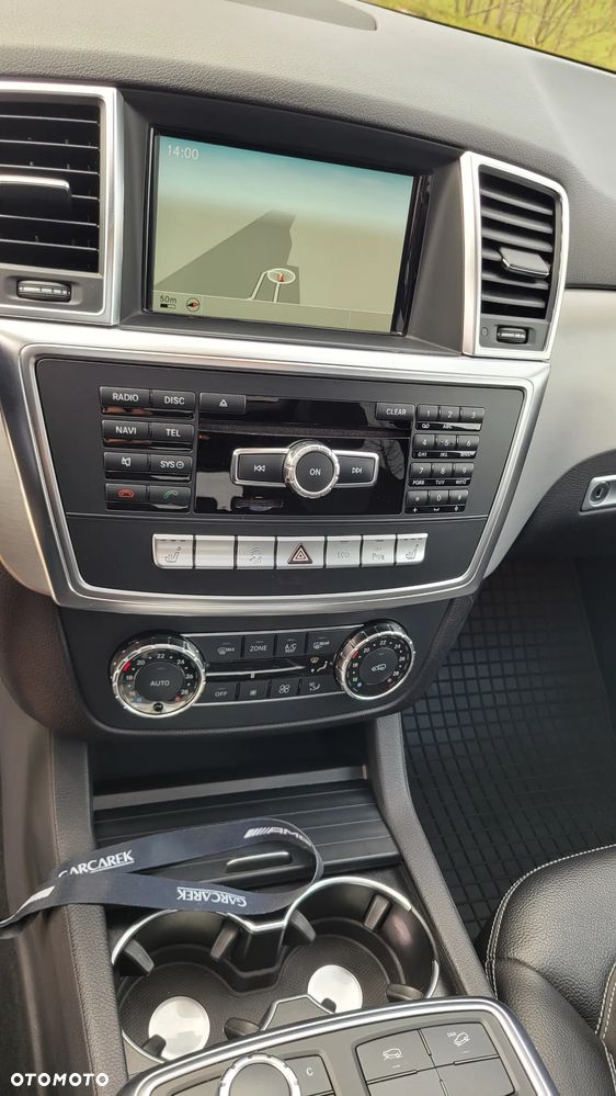 Mercedes-Benz ML 350 BlueTEC 4MATIC 7G-TRONIC Edition 1 - 13