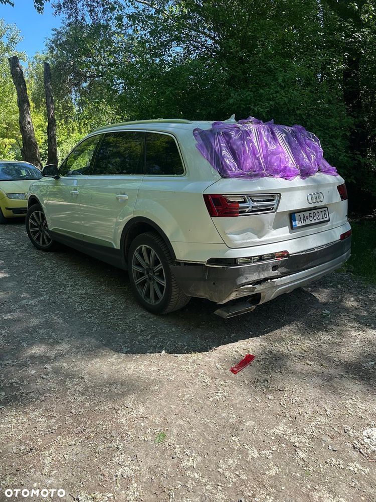 Audi Q7 3.0 TDI Quattro Tiptronic - 4