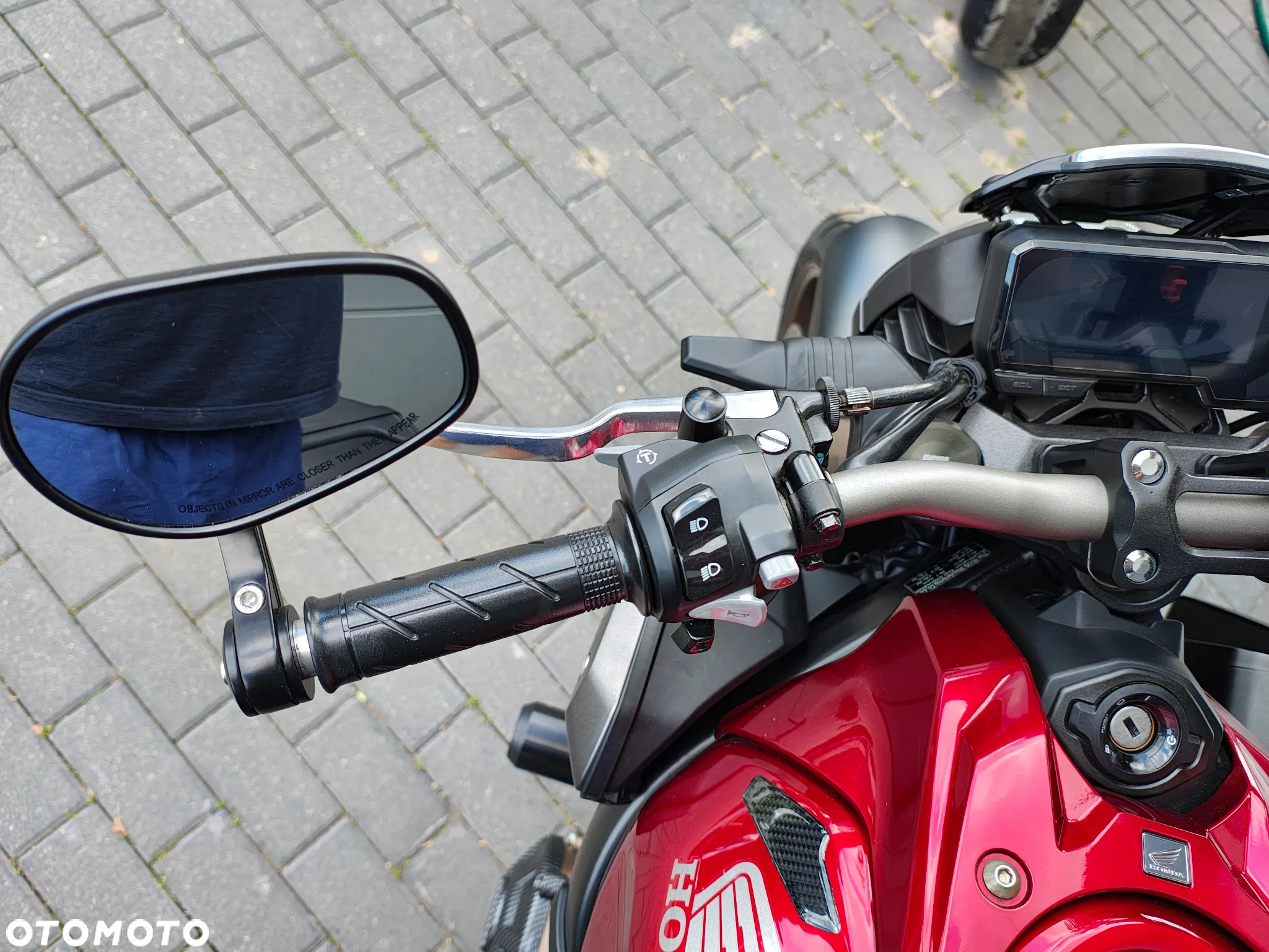 Honda CB - 10