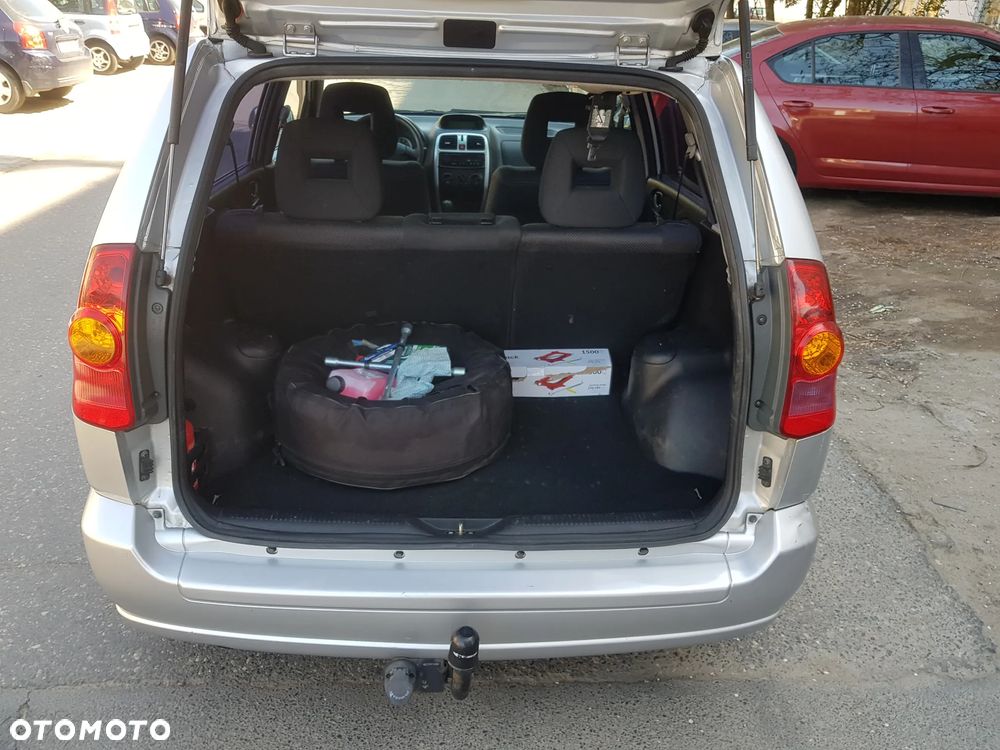 Mitsubishi Space Star - 13