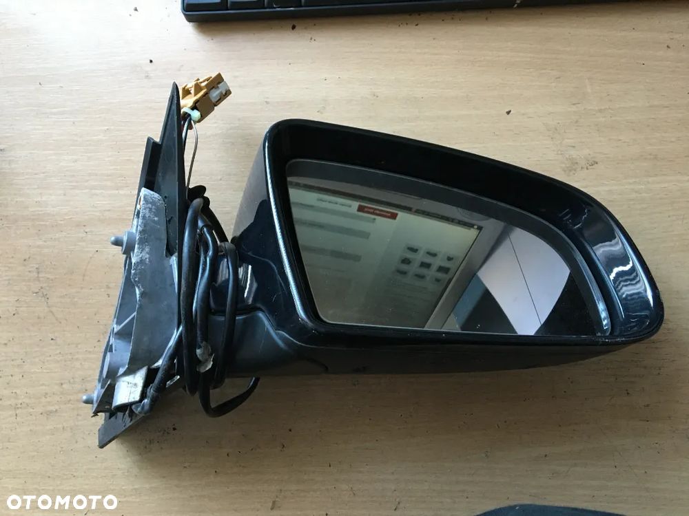 Lusterko zewnętrzne prawe 5 pin Audi A4 B7 - 4