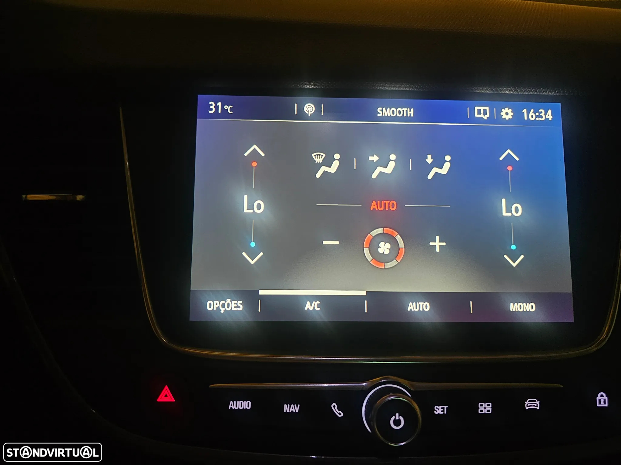 Opel Crossland X - 13
