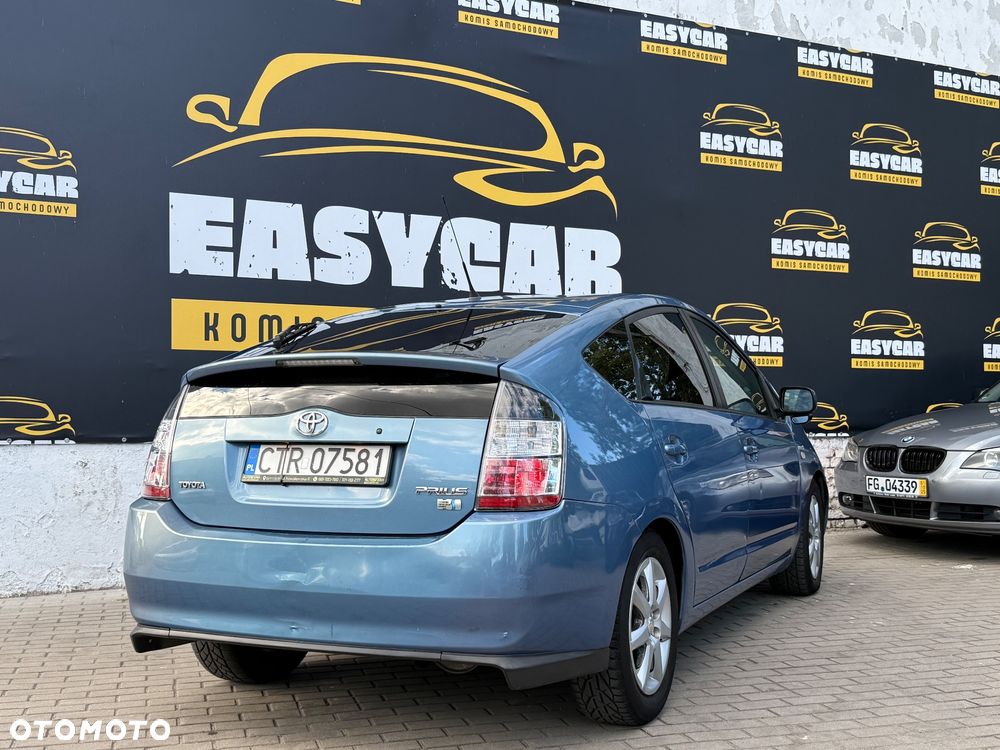 Toyota Prius 1.5 VVT-i Sol - 3
