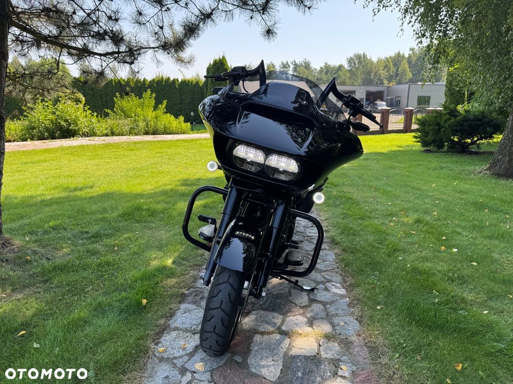 Harley-Davidson Touring Road Glide - 31