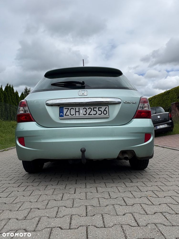Honda Civic 1.4i - 10