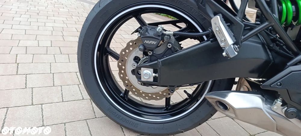 Kawasaki Versys 650 - 23