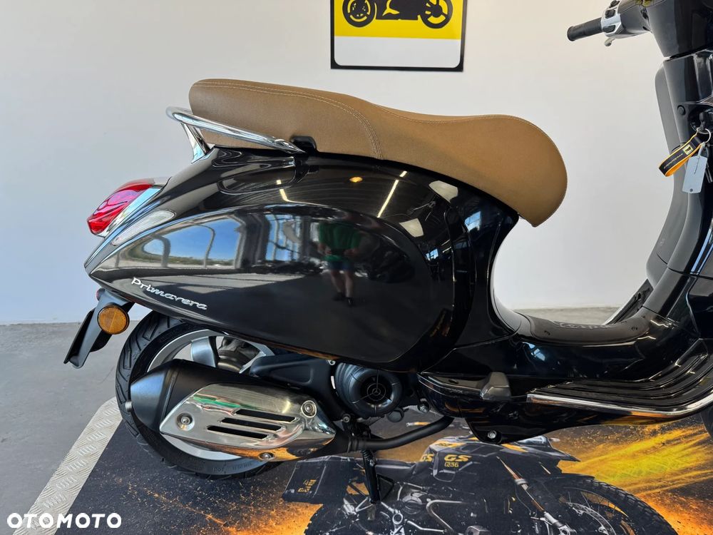 Piaggio Vespa - 15