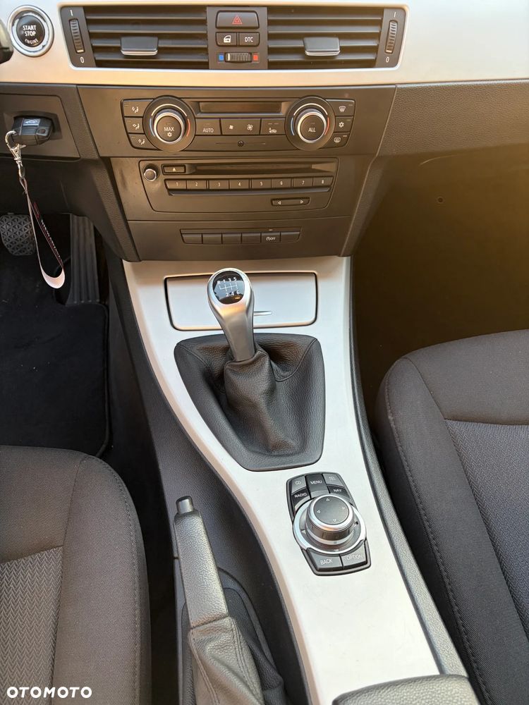 BMW Seria 3 - 14