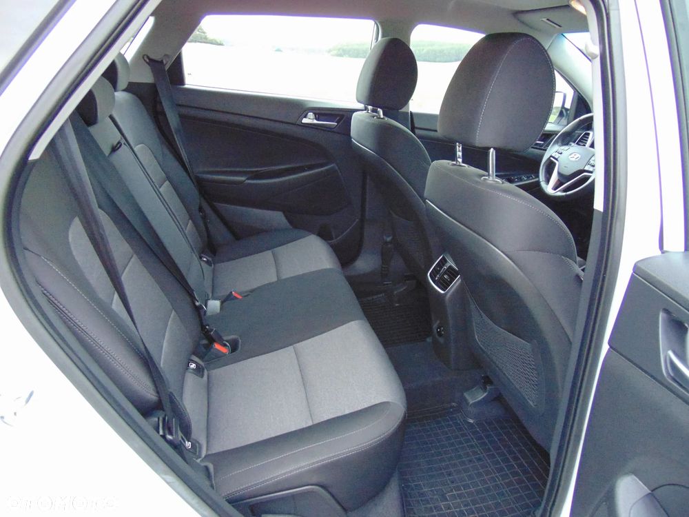 Hyundai Tucson 1.6 GDi Comfort 2WD - 10