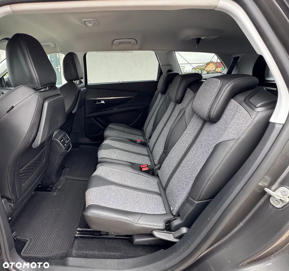 Peugeot 5008 - 33