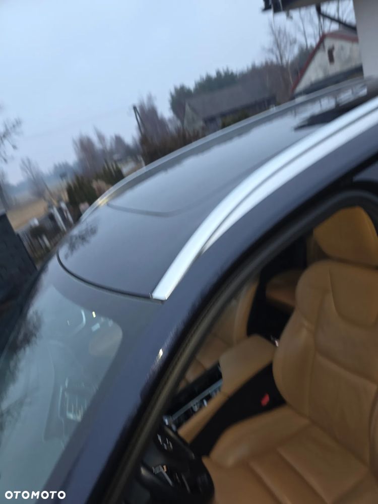 Volvo XC 90 - 25