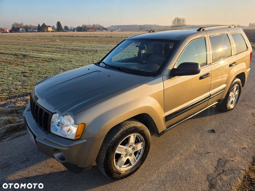 Jeep Grand Cherokee - 33