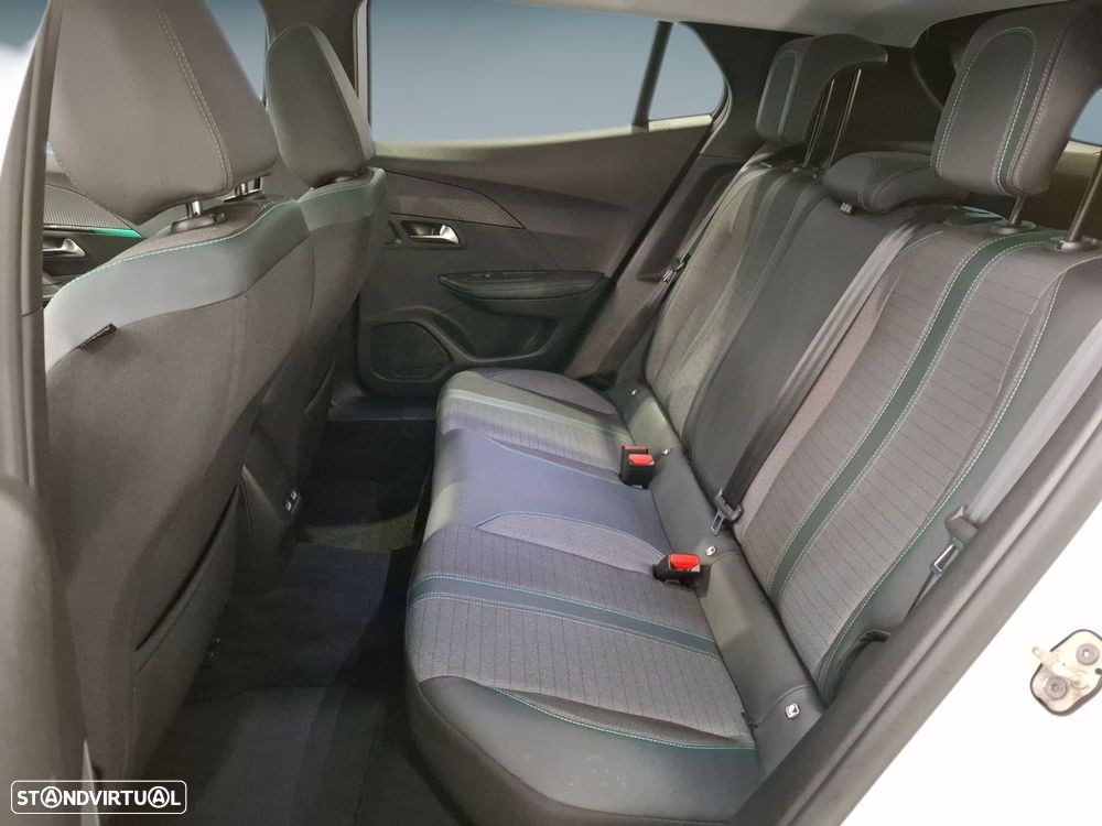 Peugeot 2008 1.2 PureTech Allure Pack - 12