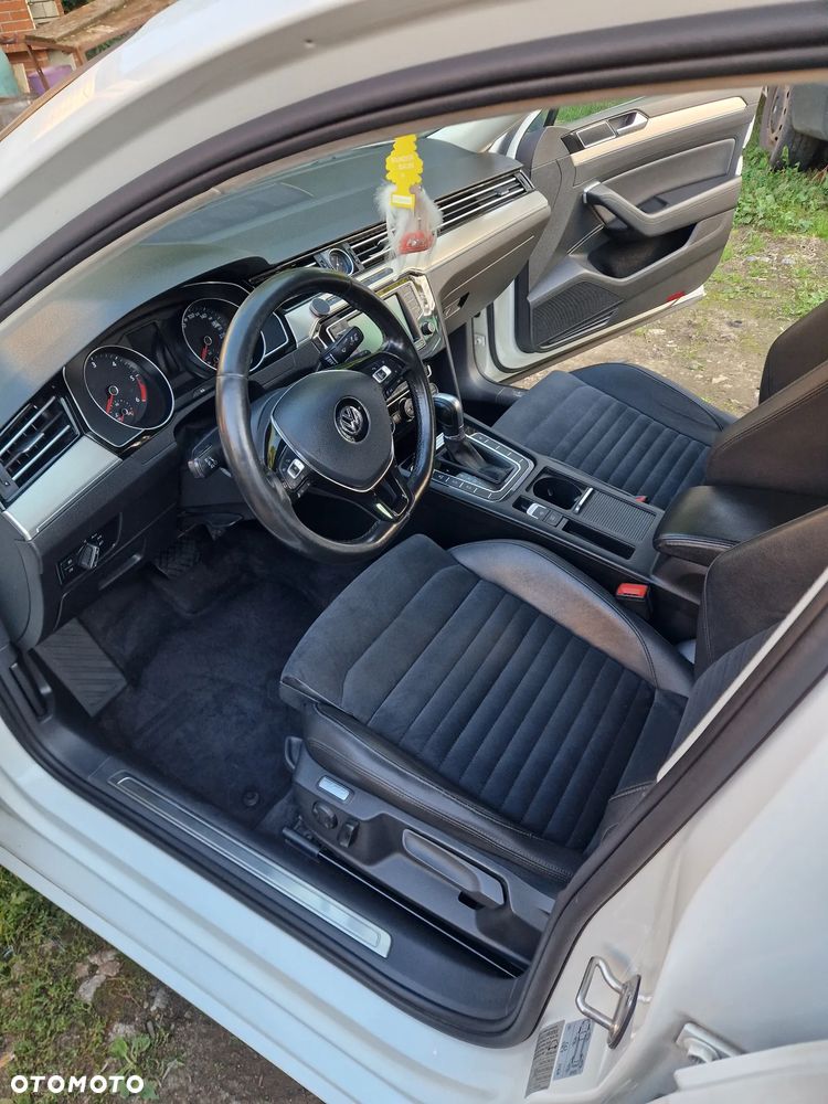Volkswagen Passat 2.0 TDI SCR (BlueMotion Technology) DSG Comfortline - 11