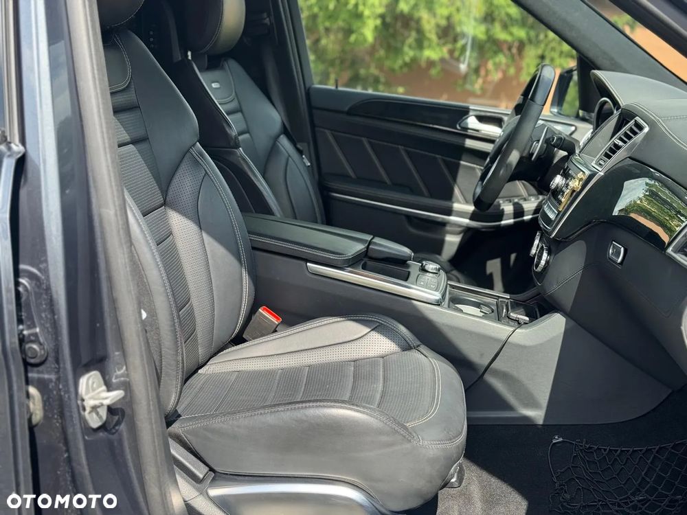 Mercedes-Benz GL - 18