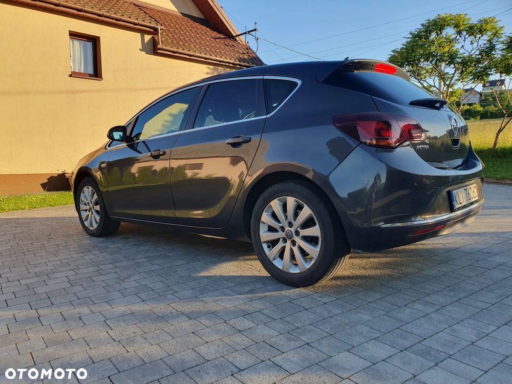 Opel Astra 1.6 CDTI Cosmo - 4