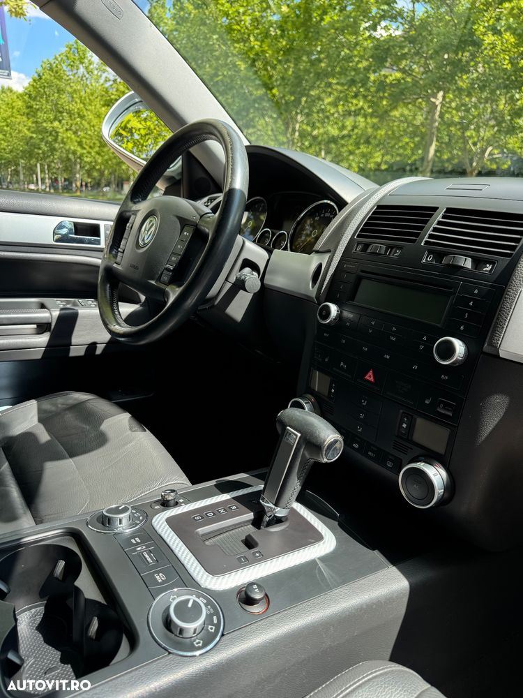 Volkswagen Touareg - 15