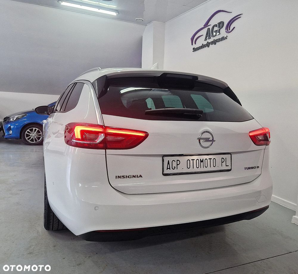 Opel Insignia - 13
