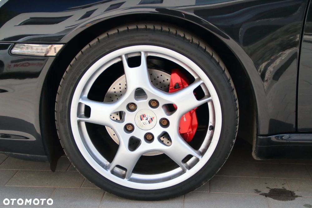 Porsche 911 Carrera S - 33