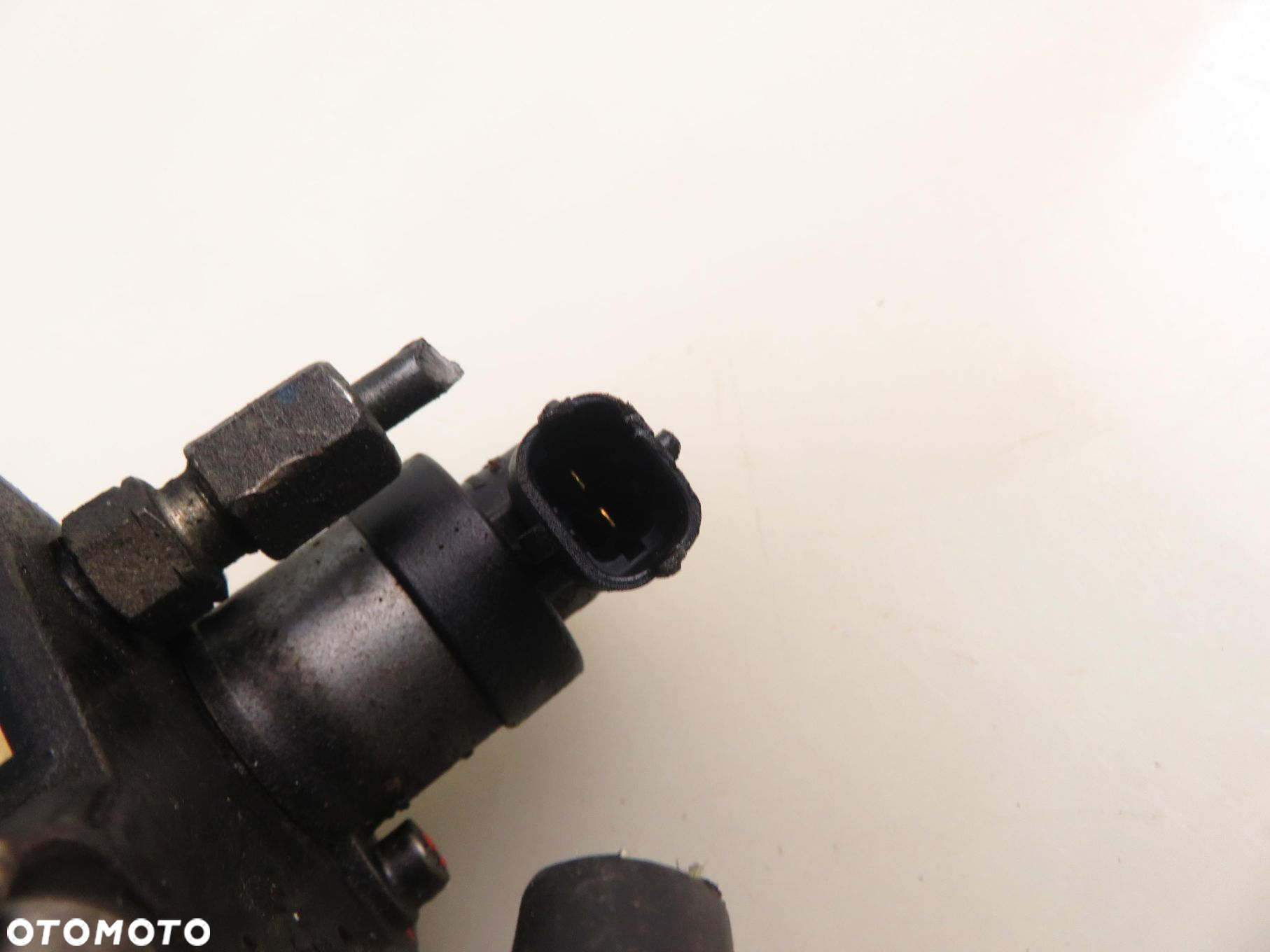 POMPA WTRYSKOWA OPEL ASTRA III 1.9 CDTi 16V  Z19DTJ 0445010097 0055193731 - 2