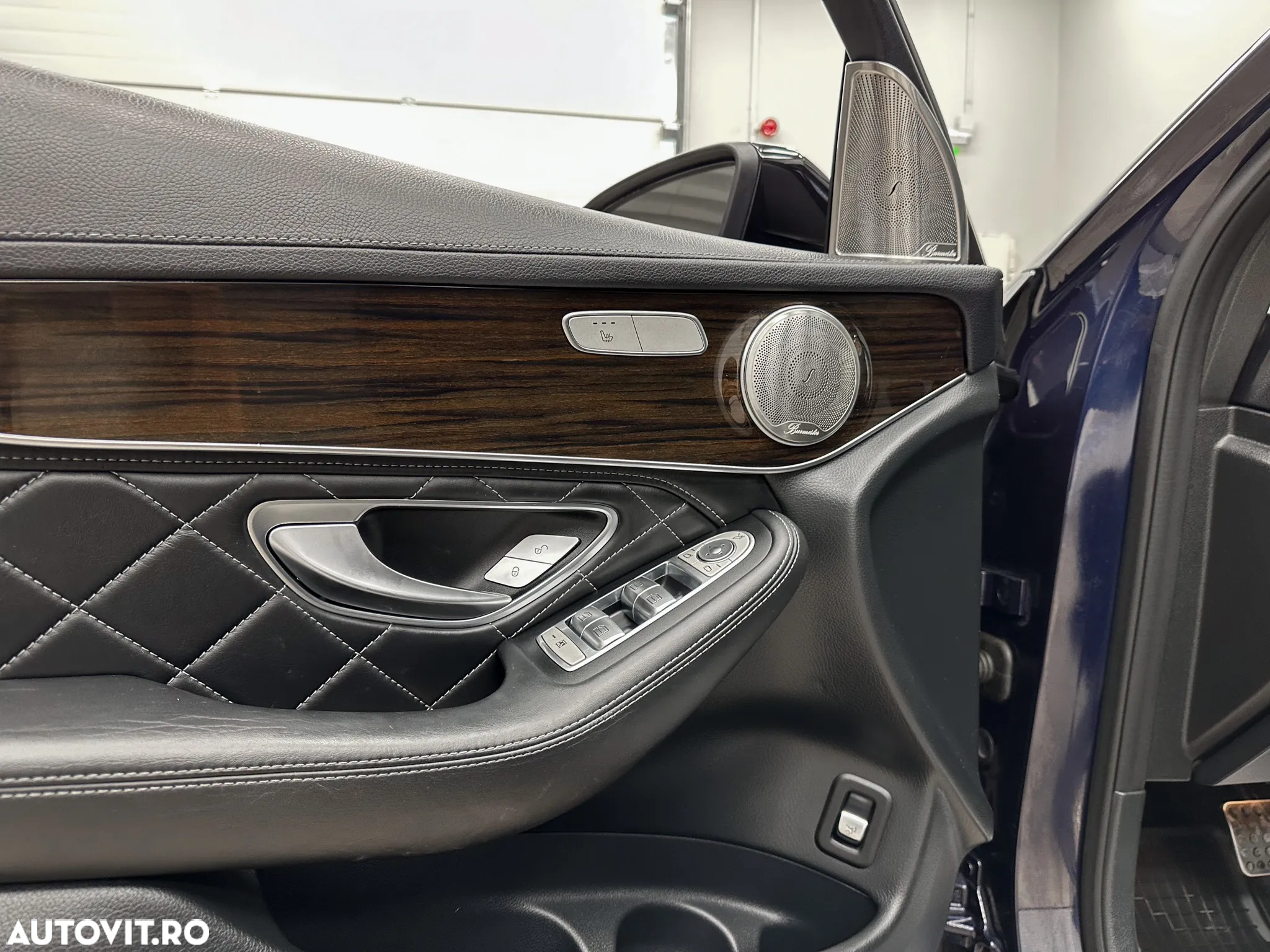 Mercedes-Benz GLC 220 d 4Matic 9G-TRONIC - 23