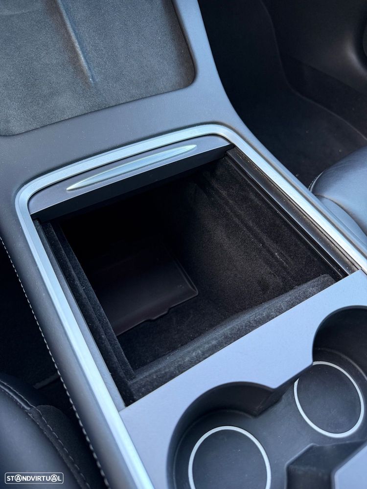 Tesla Model 3 Performance Dual Motor AWD - 25