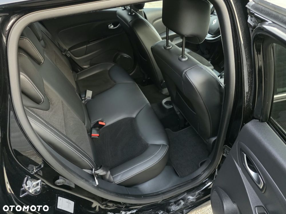 Renault Clio - 21
