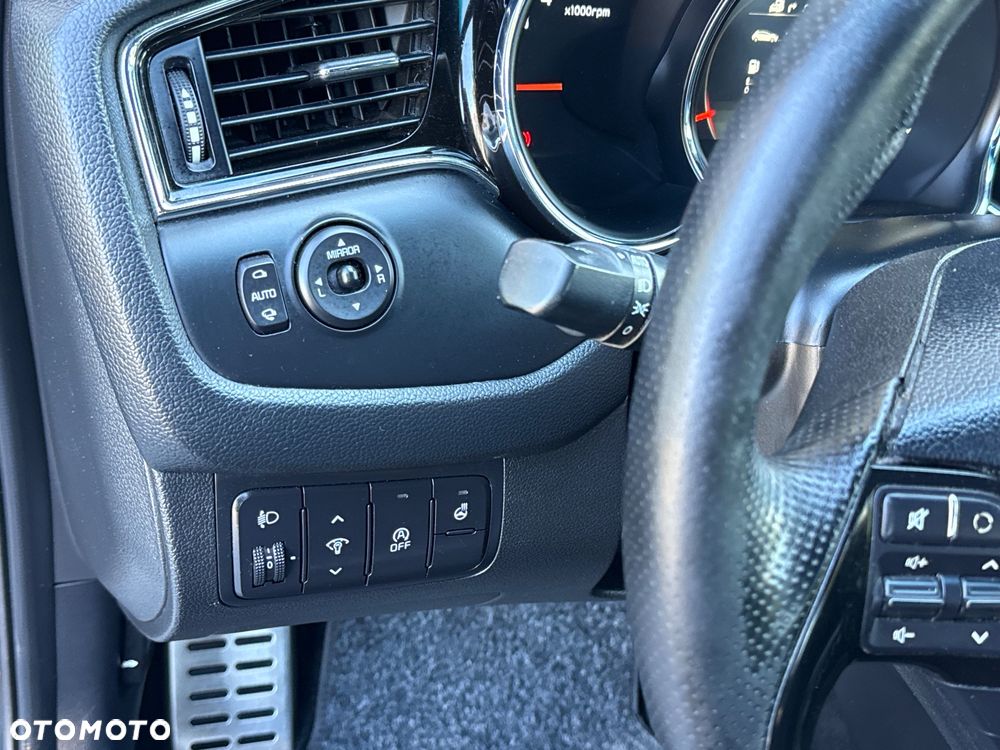 Kia Ceed 1.6 CRDi 136 ISG GT Line - 14