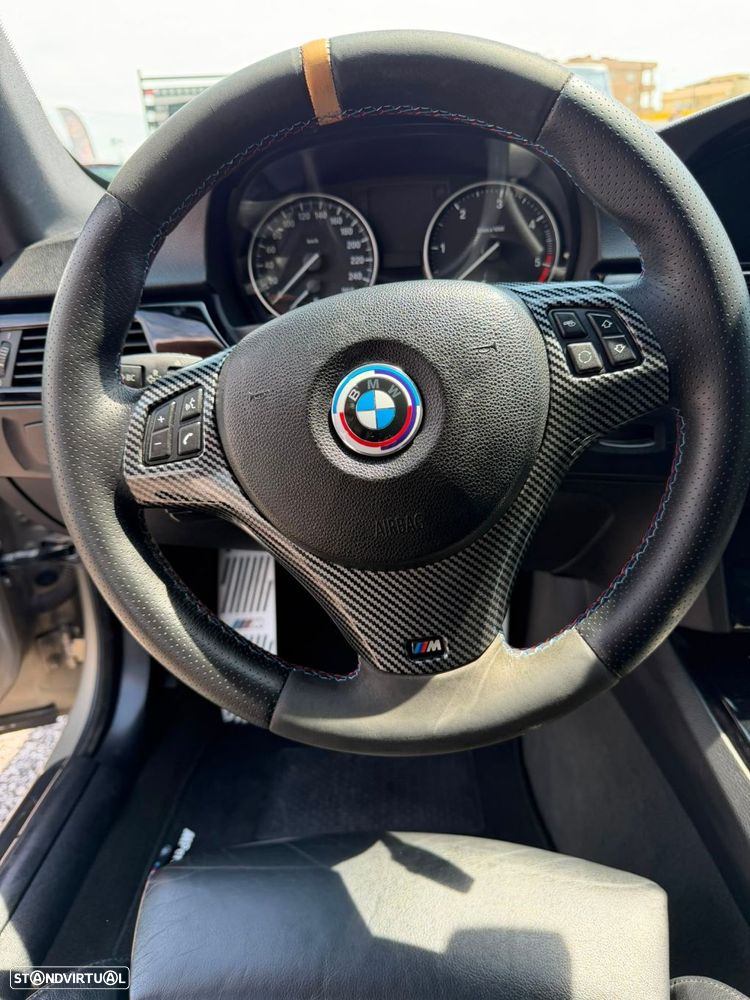 BMW 320 - 18