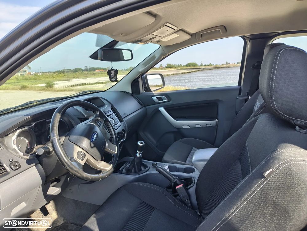 Ford Ranger XLT - 11