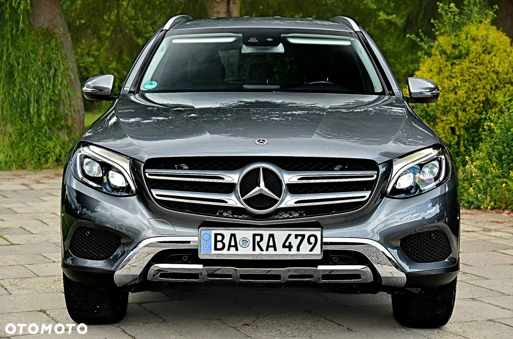 Mercedes-Benz GLC 250 4Matic 9G-TRONIC Exclusive - 5