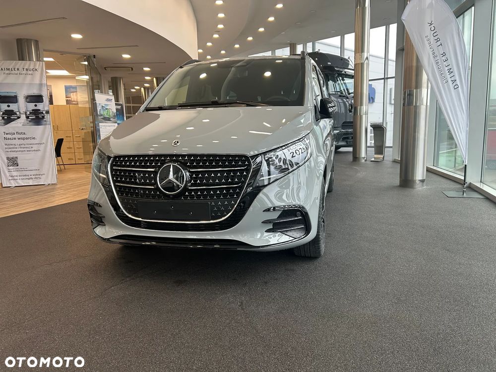 Mercedes-Benz Klasa V 300 d 4-Matic 9G-Tronic Exclusive (d³ugi) - 3