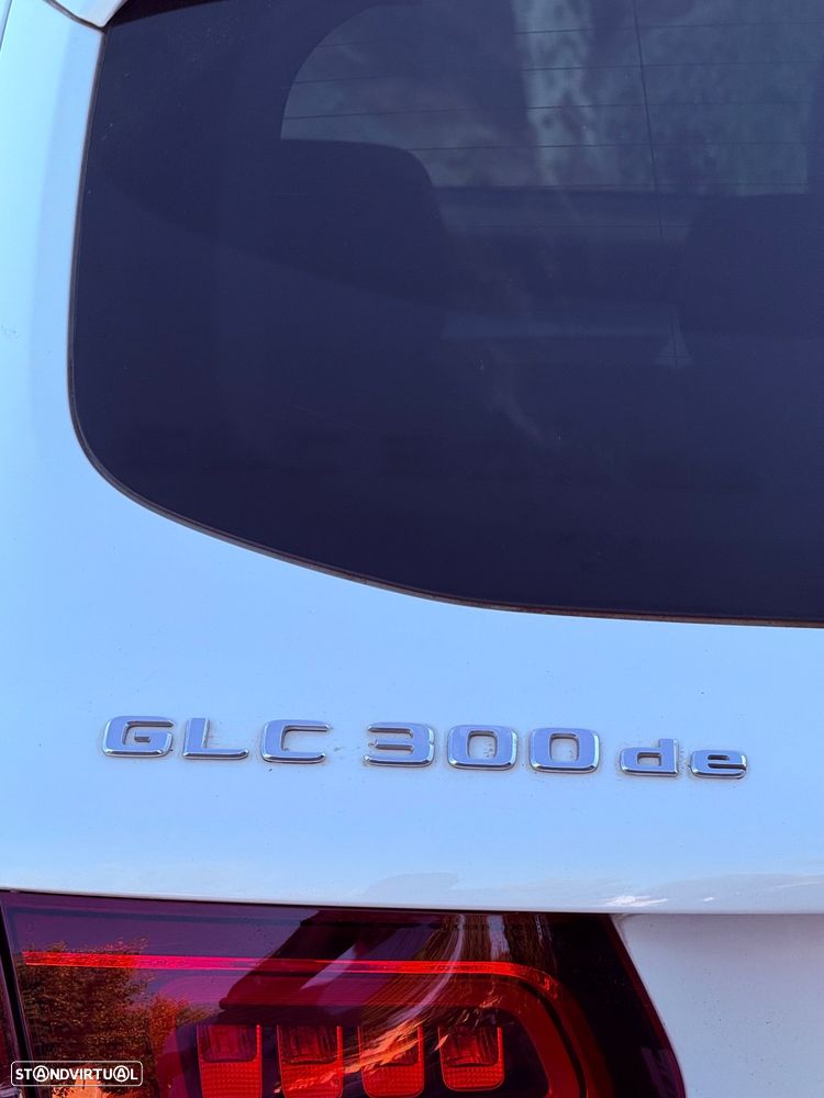 Mercedes-Benz GLC 300 de 4Matic 9G-TRONIC AMG Line - 13