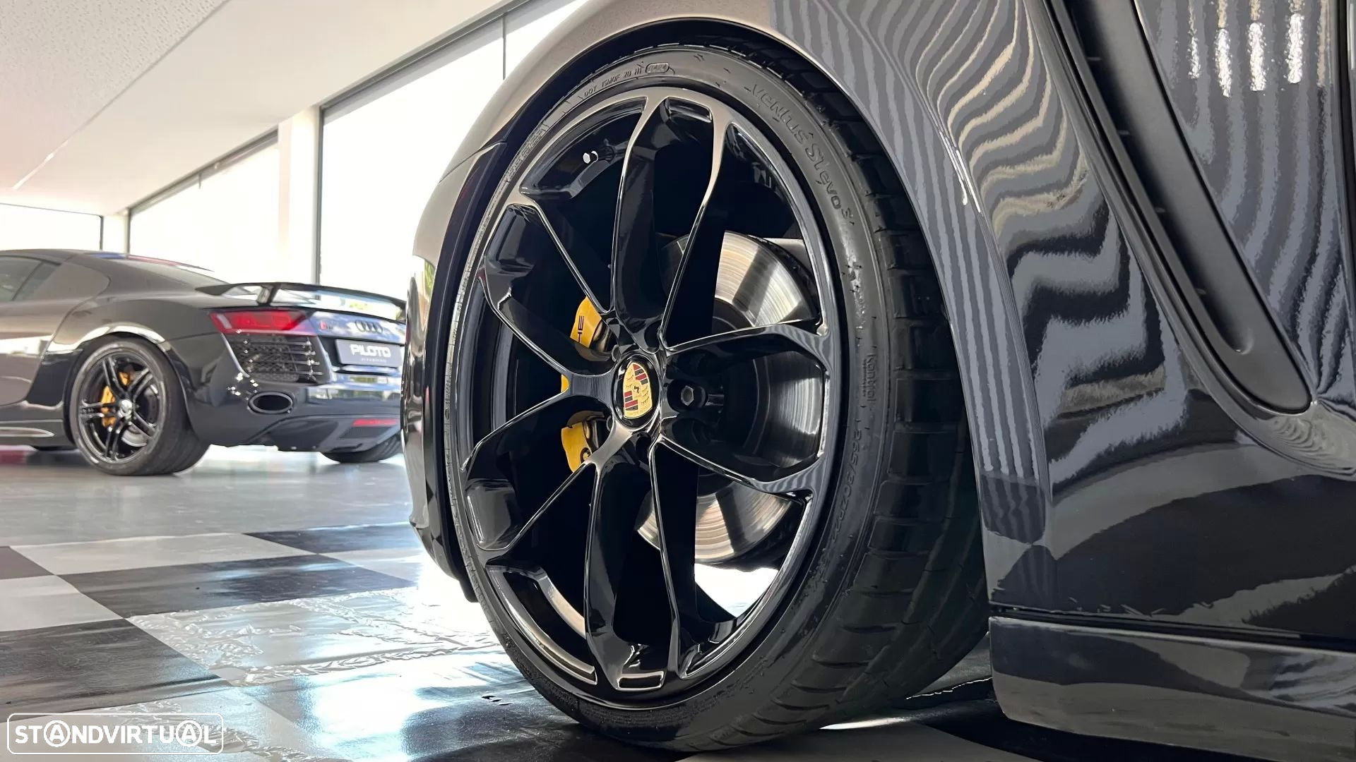 Porsche Panamera Diesel Platinum Edition - 17
