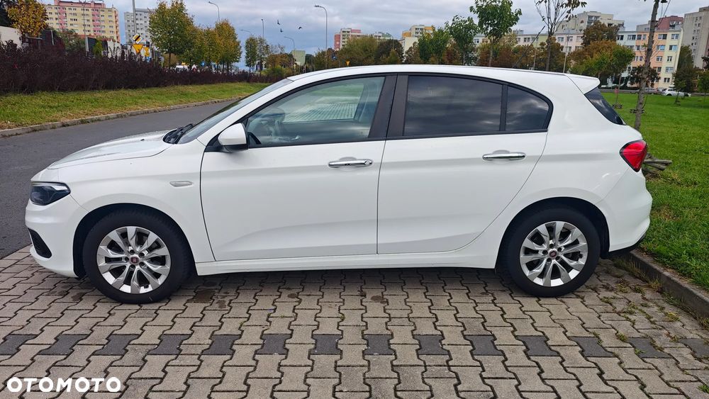 Fiat Tipo 1.4 16v Easy - 2
