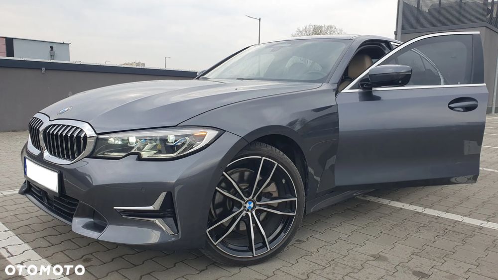 BMW Seria 3 330i xDrive Luxury Line sport - 2