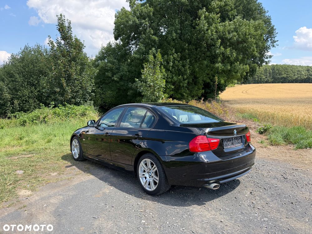 BMW Seria 3 318d DPF - 6