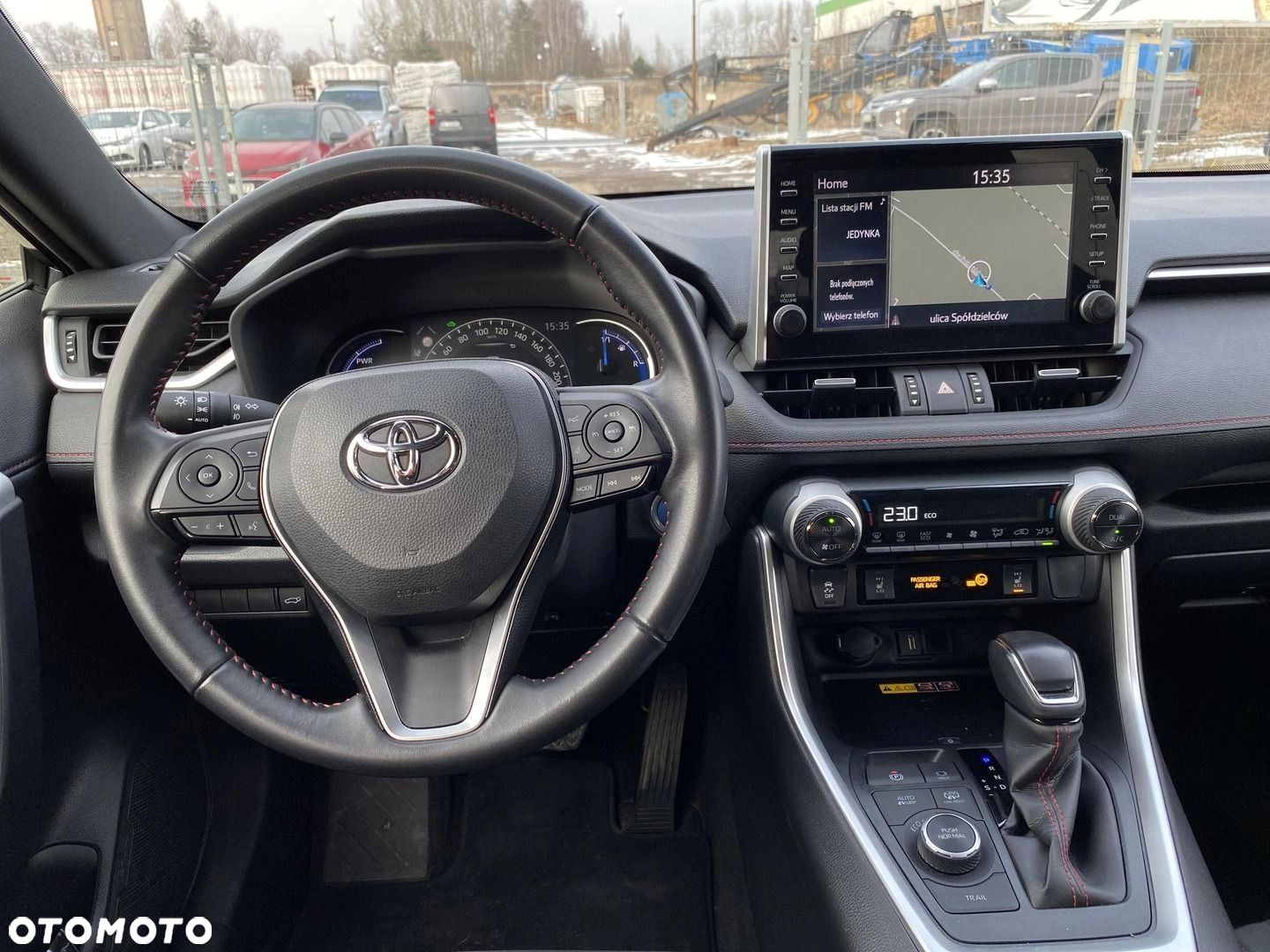 Toyota RAV4 - 9