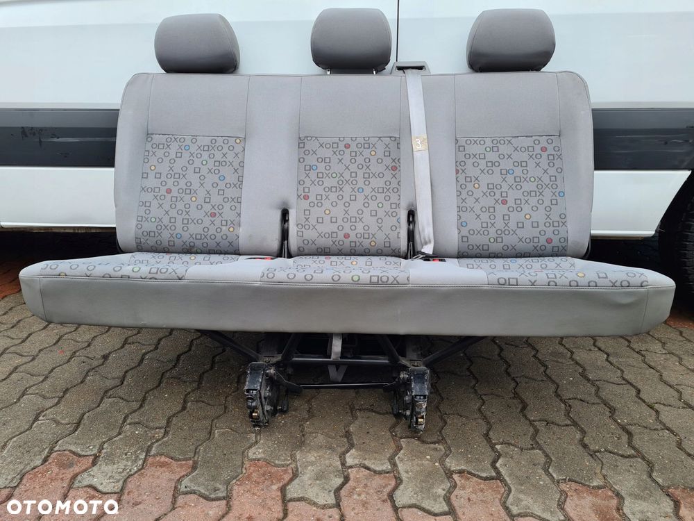 VW T5 T5 LIFT fotel trójka ławka tył 3rząd OX - 2