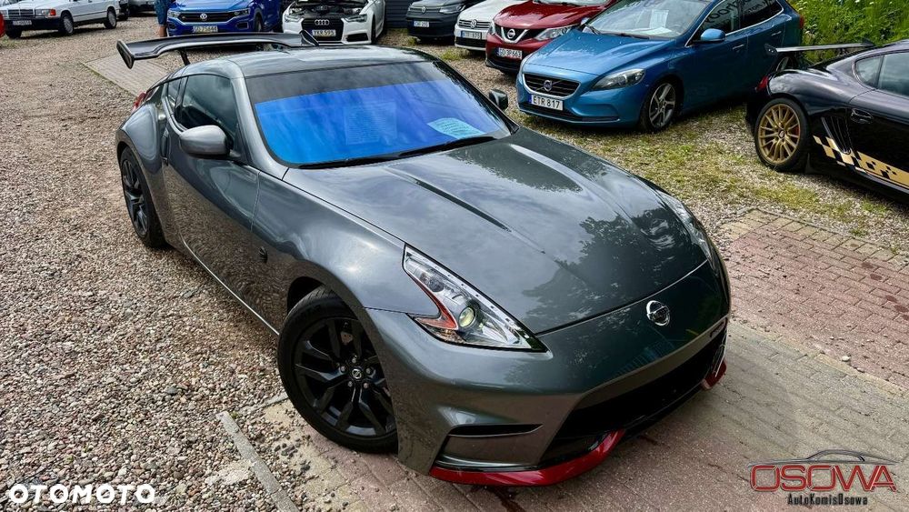 Nissan 370 Z - 7