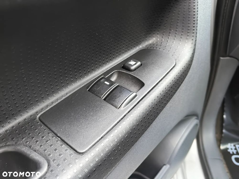 Mitsubishi Colt 1.3 Invite - 23